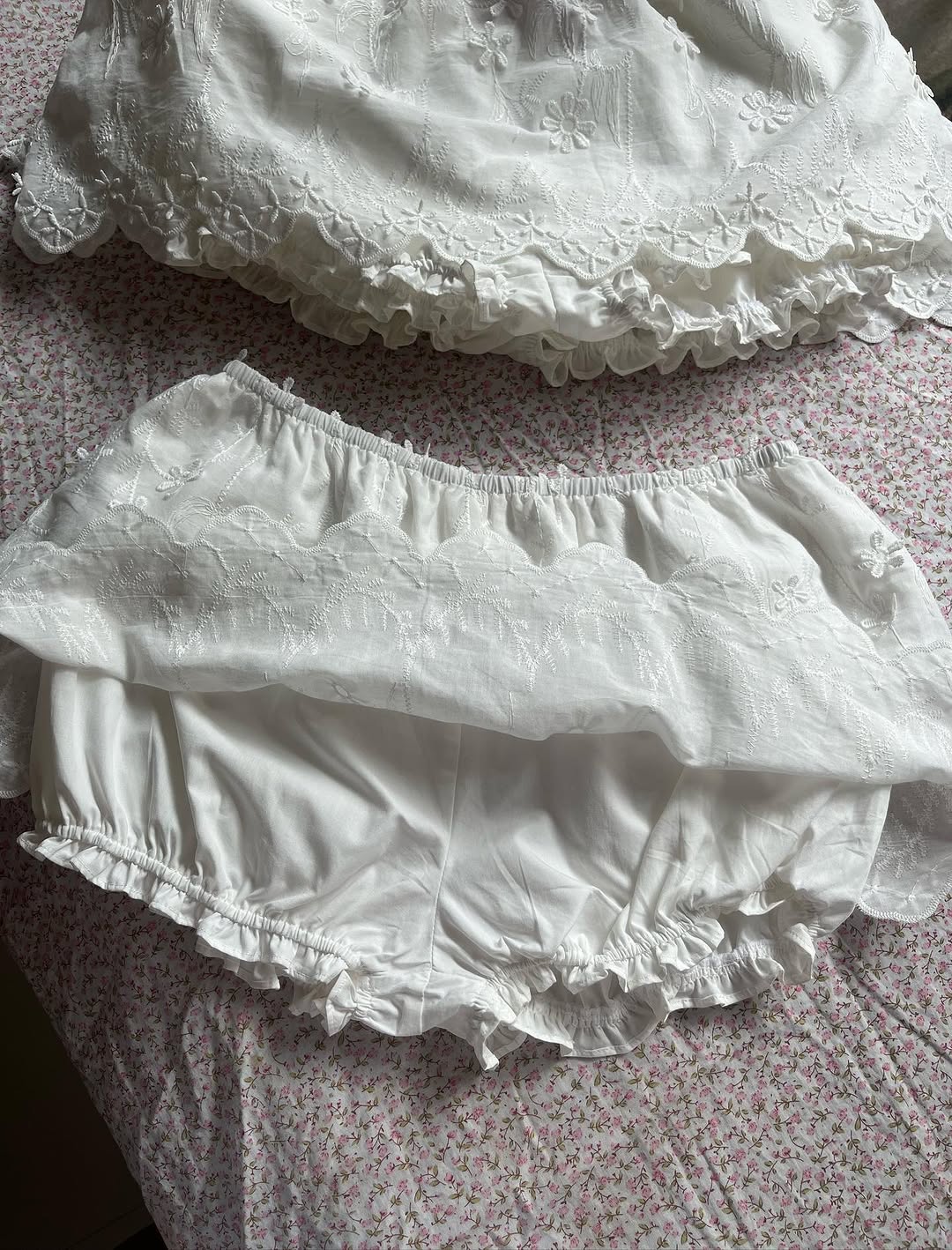 Lace Mini Skirt