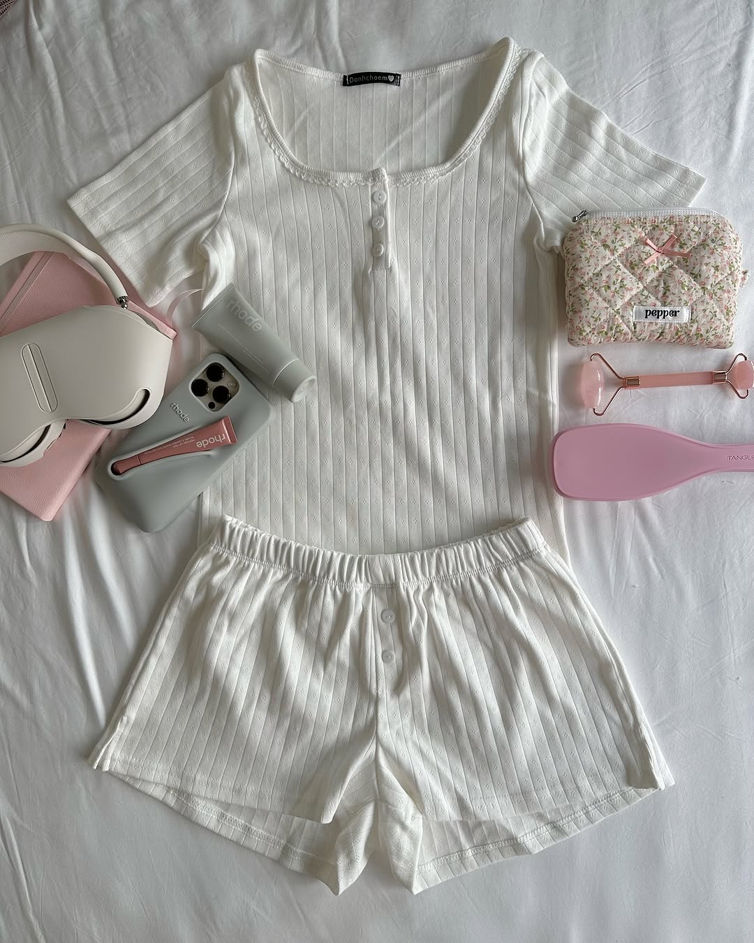 Gummi Sleepwear Set