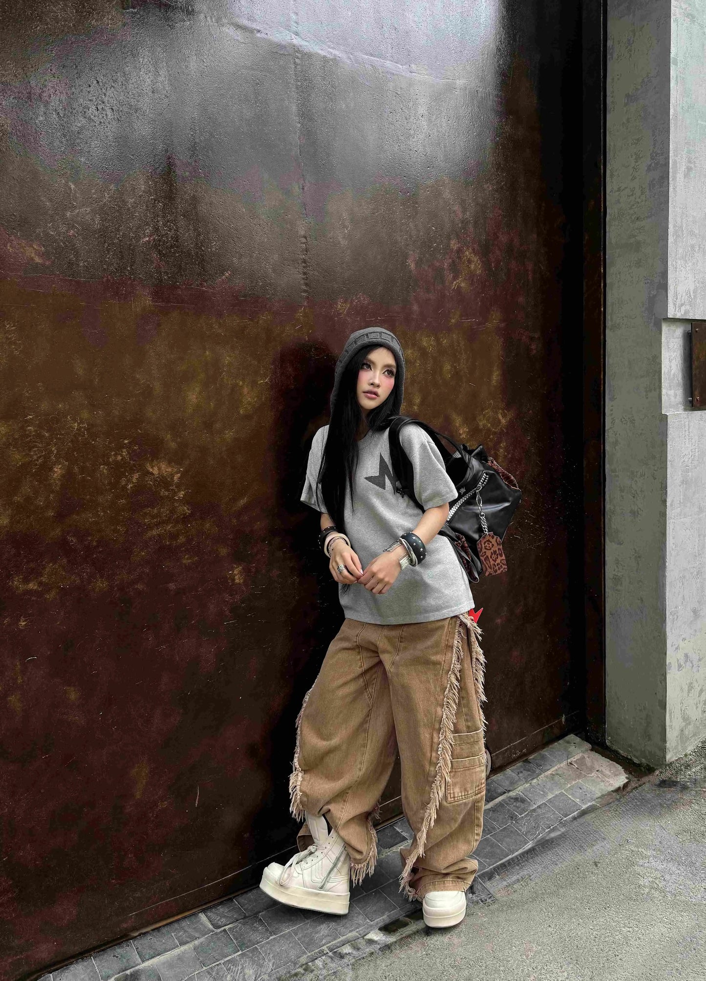N Logo Knit Tee - Grey