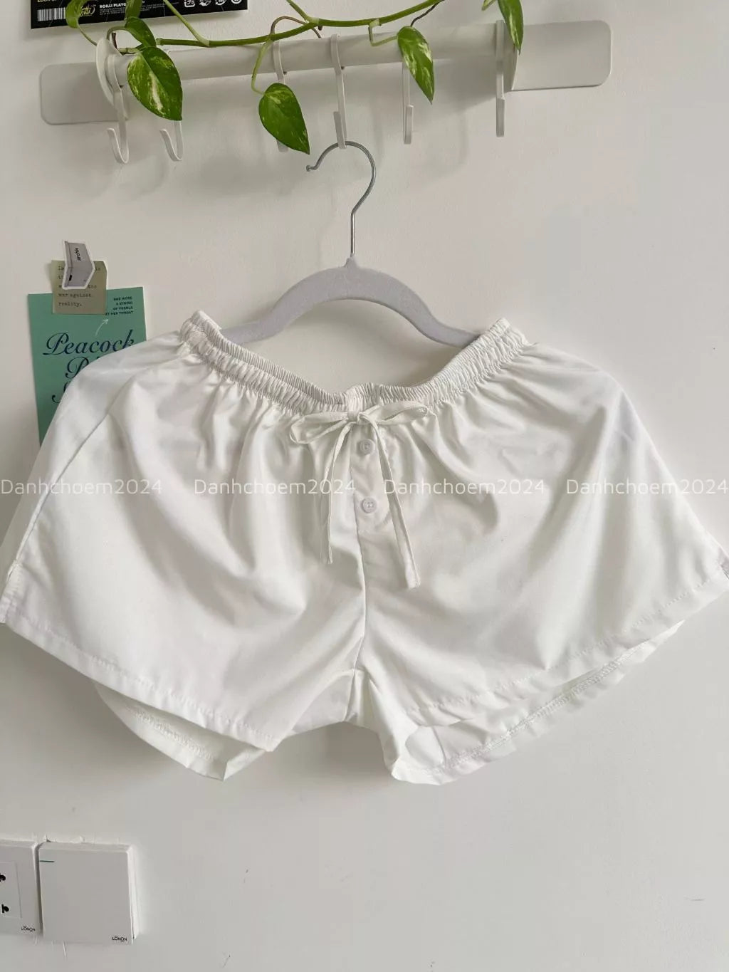 Krixi Short